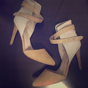 Joe’s Jeans Laney d’Orsay Pump Size 7! Tan/ Nude
